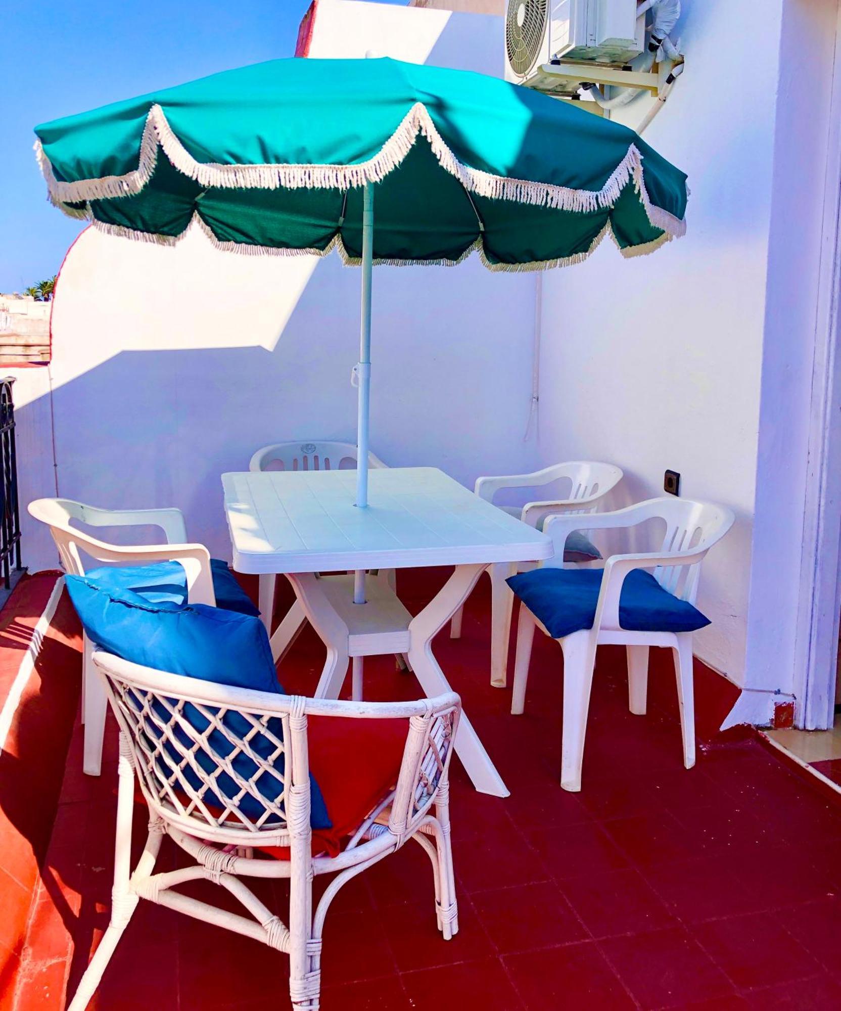Joli Appart Avec Terrasse Au Centre Ville Tetouan Exterior photo